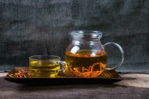 Cách Pha Trà Đông Trùng Hạ Thảo Khô Đơn Giản Dễ Làm