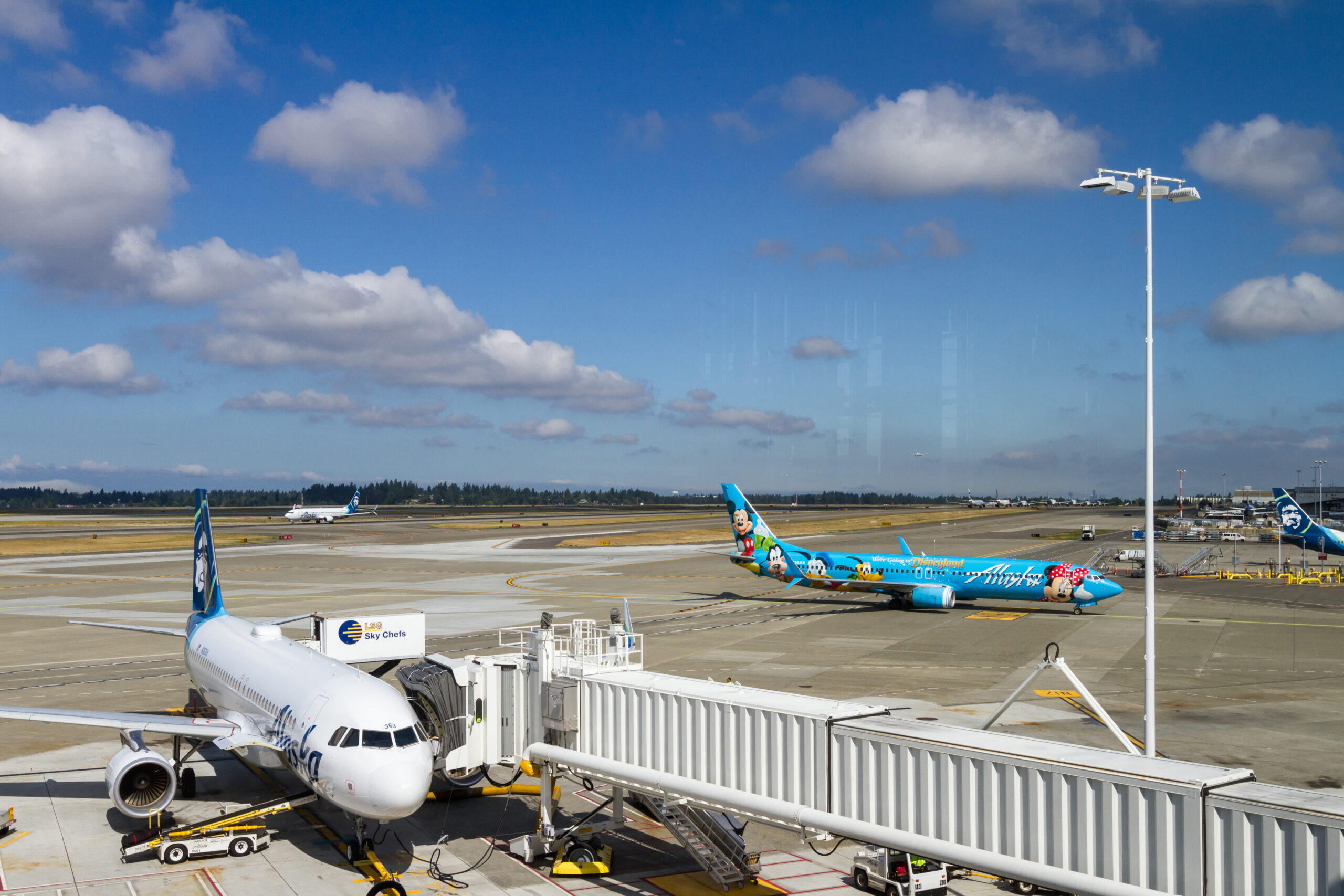 sea-tac-seattle-tacoma-international-airport-se-2026-03-26-11-34-39-utc